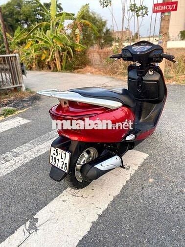Honda Lead 2012 màu Đỏ