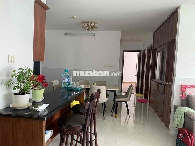 Cần bán căn hộ chung cư Đất Phương Nam 141m2 gồm 3 phòng ngủ lớn