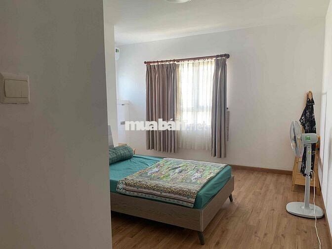 Cần bán căn hộ chung cư Đất Phương Nam 141m2 gồm 3 phòng ngủ lớn