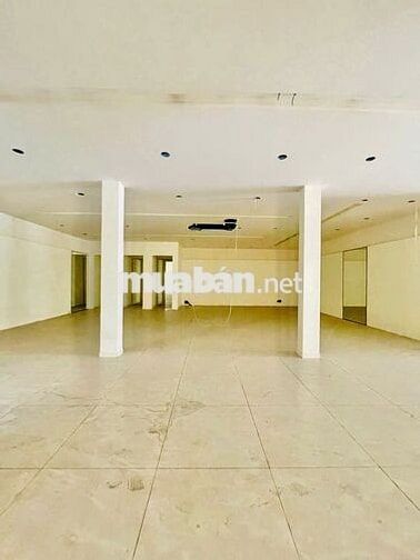CHO THUÊ NHÀ GÓC 2 MẶT TIỀN Đ.QUANG TRUNG (TRỆT 2 LẦU 8mX22m) GÓC ĐẸP