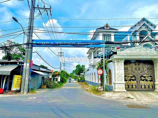 CHỊ TƯ CẮT LỖ GIẢM SÂU LÔ ĐẤT DT KHỦNG 464M2 GIÁ RẺ TẠI TÂN PHÚ TRUNG