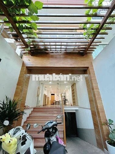 MẶT BẰNG VĂN PHÒNG ĐẸP – KHÔNG GIAN CHUYÊN NGHIỆP – Ô TÔ TỚI CỬA