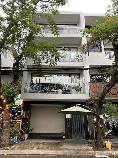 Trệt 3 lầu trống suốt Thang Máy cách Nguyễn thị Thập 50m