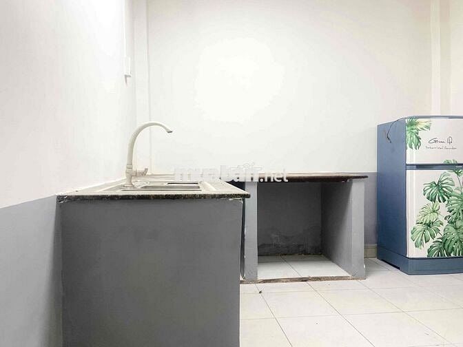 Phòng cho thuê 34m²(hoặc bán) Gò Vấp, hẻm lớn, sân để xe rộng