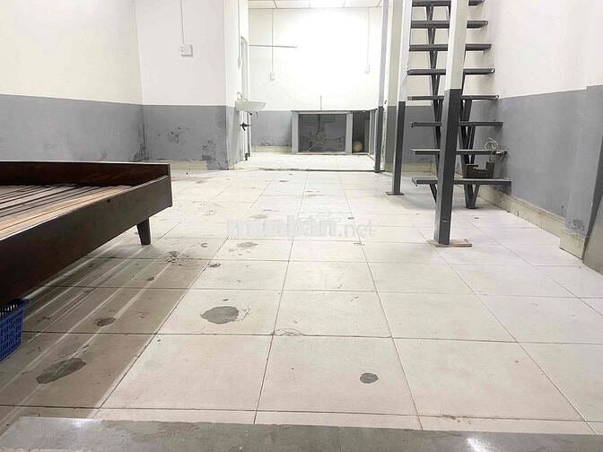 Phòng cho thuê 34m²(hoặc bán) Gò Vấp, hẻm lớn, sân để xe rộng