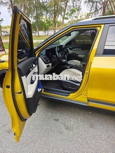 Kia Seltos SX 2021 Premium 1.4Turbo Vàng 69000 km
