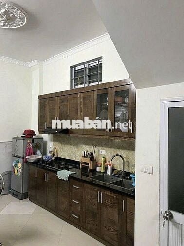 Cho thuê nhà riêng ngõ 295 Bạch Mai -41m2-5 ngủ