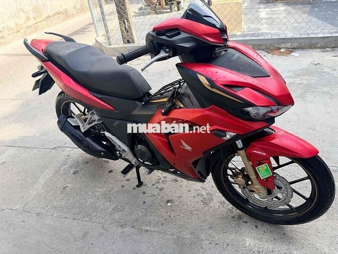 cần bán Winner v4 abs Đỏ