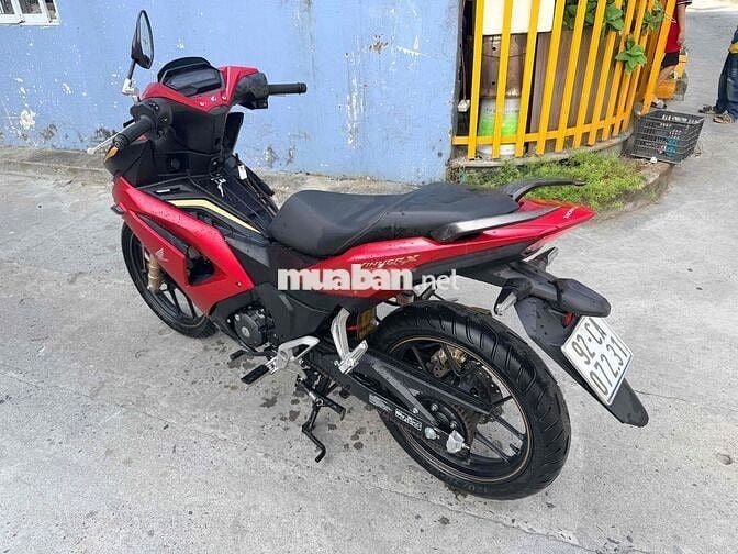 cần bán Winner v4 abs Đỏ