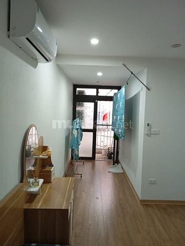 Cho thuê nhà riêng 2 tầng tại ngõ 219 đê tô hoàng gần phố bạch mai 