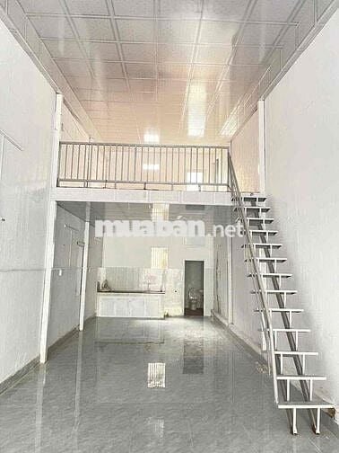 Cho thuê kho xưởng 4m sâu 30m gần ngã Ba bầu