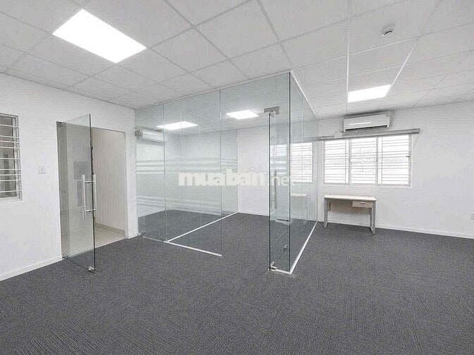 VĂN PHÒNG 80m2 MT CMT8 Q3 - NGĂN SẴN PHÒNG