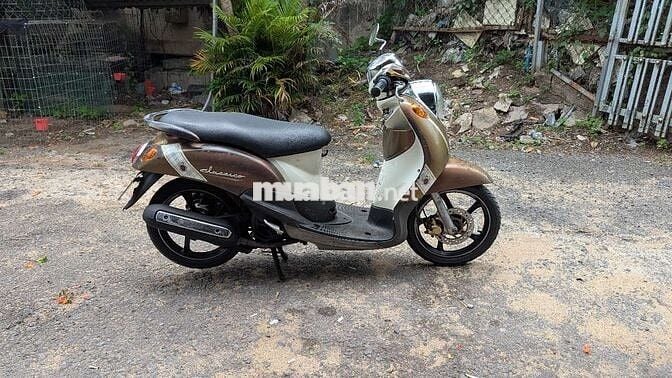 Yamaha Classico Nâu kem