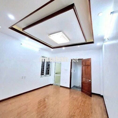 Cho thuê nhà riêng ngõ 93 Hoàng Mai - Trương Định - 35m2 -5 tầng