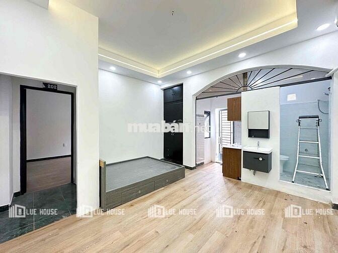 CĂN HỘ MỚI XÂY RỘNG RÃI BAN CÔNG FULL NỘI THẤT NGAY BIG C TRƯỜNG CHINH