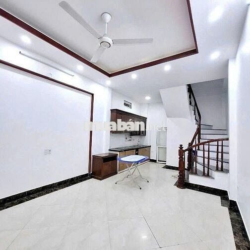 Cho thuê nhà riêng ngõ 93 Hoàng Mai - Trương Định - 35m2 -5 tầng