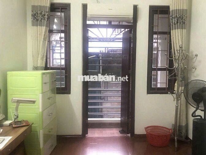 Cho thuê nhà riêng ngõ 295 Bạch Mai -41m2-5 ngủ