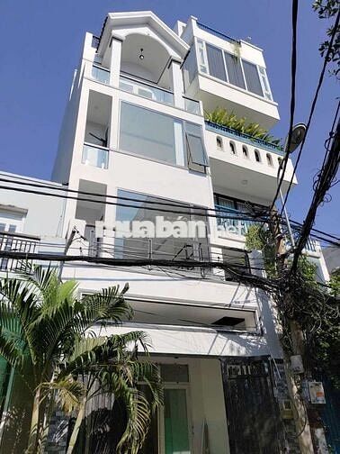 Nhà đẹp, hẻm ô tô, khu dân trí cao, buôn bán sầm uất nhất 