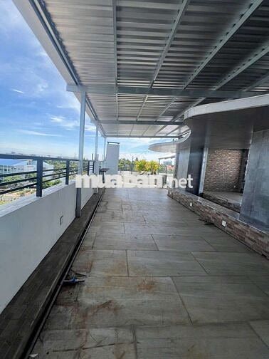 cần bán nhà 4 tầng phù hợp kinh doanh nhà hàng khách sạn và mua bán