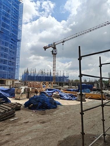 Cần bán gấp căn hộ 2PN, 2WC giá 1,8 tỷ, thanh toán 400tr nhận nhà.