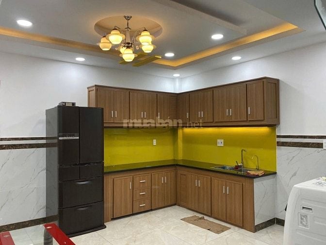 Nhà cho thuê nguyên căn, đầy đủ các tiện ích xung quanh