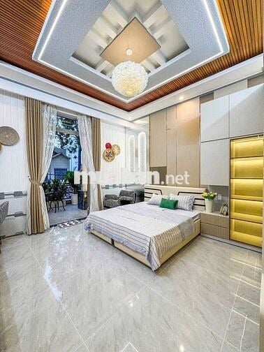 NHÀ 2 LÂU CAO CẤP - KDC HỒNG PHÁT