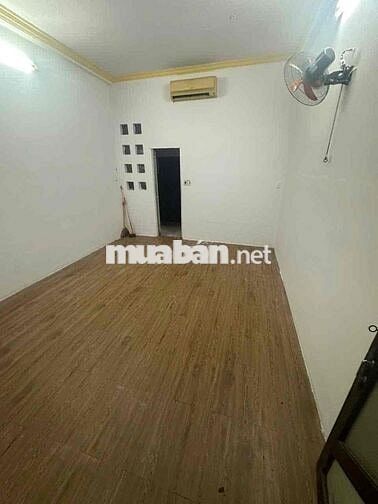 CHO THUÊ PHÒNG PHAN ĐÌNH PHÙNG PHÚ NHUẬN 30m2 Có WC , Bếp , Máy Lạnh