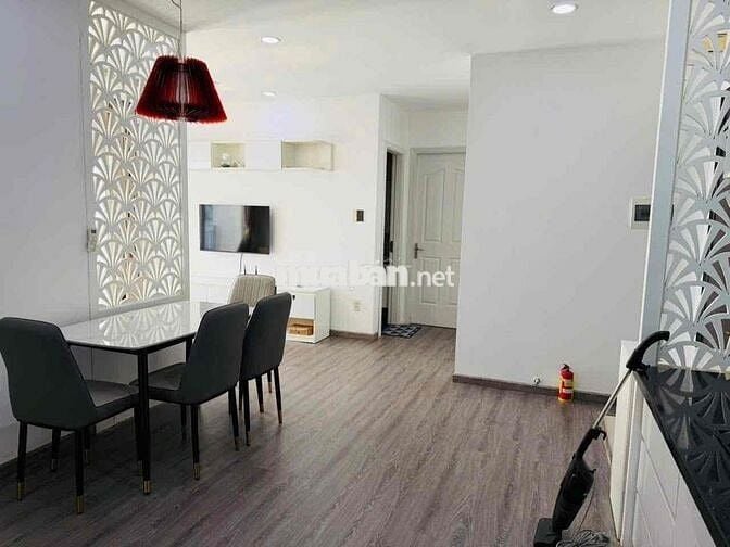 Một Căn Hộ 2 PN Khá Víp View Cầu Rồng Full Nội Thất