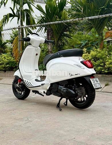 Vespa Sprint 2016 đèn led Trắng bstp 9 chủ