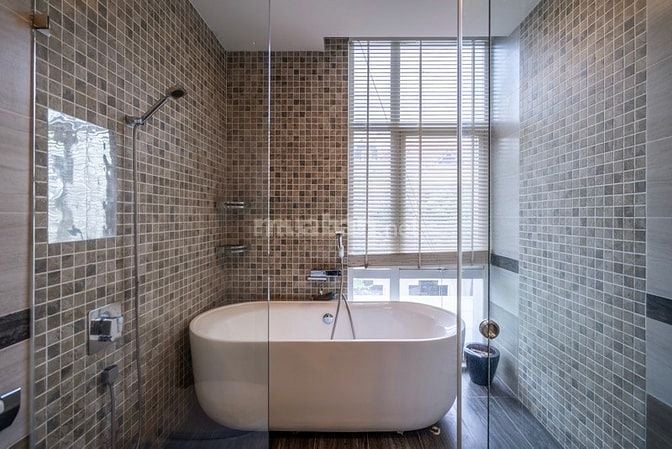 Cho thuê biệt thự Thảo Điền, 10x20m, 3 tầng, 5PN, sân vườn đẹp