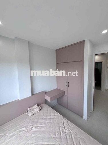 Mặt phố Nguyễn Đình Hoàn 2n1k full nội thất , thoáng sáng