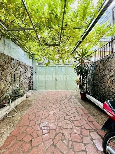 Bán nhà MT BẠCH MÃ (kế Đồng Nai) 4x25m 1tr 1 lầu (khu C/X Bắc Hải)