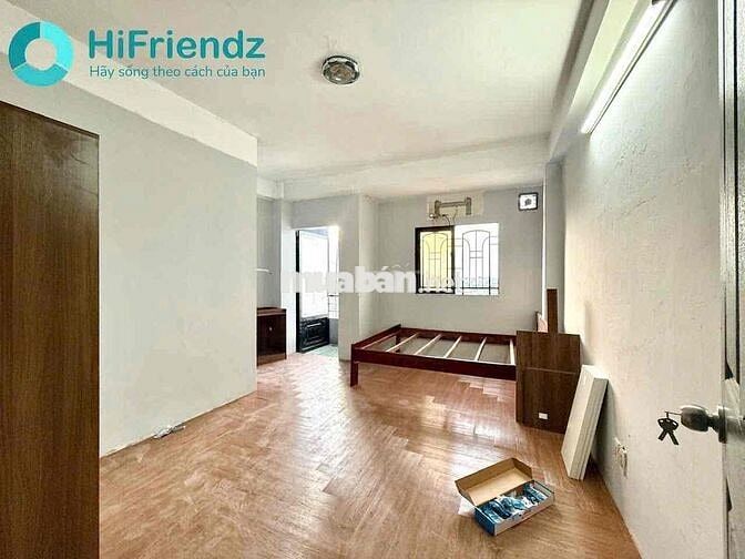 PHÒNG BAN CÔNG CỬA SỔ TRỜI FULL NỘI THẤT NGAY TỈNH LỘ 10