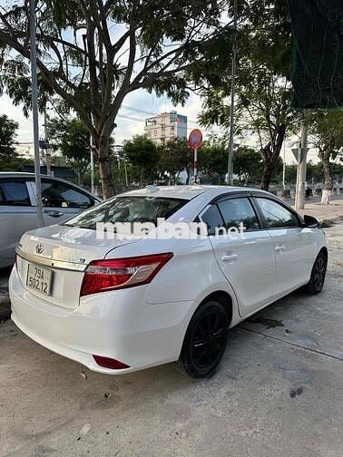 Toyota Vios 2015 Trắng 5 chỗ