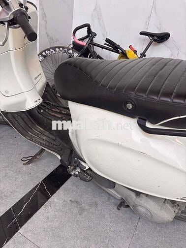 Piaggio Vespa 2016 Trắng Việt Nam