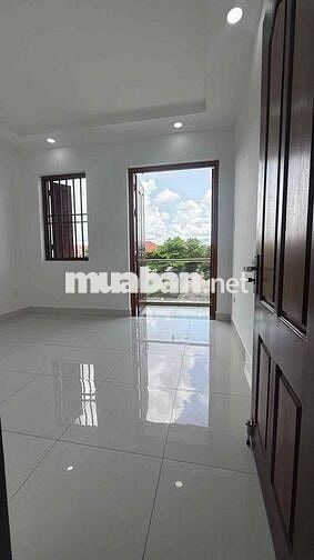 BÁN NHÀ HIỆP THÀNH 11 NHÀ CHỦ Ở XÂY DỰNG CHẮC CHẮN CỬA TOÀN GỖ ĐỎ - NH