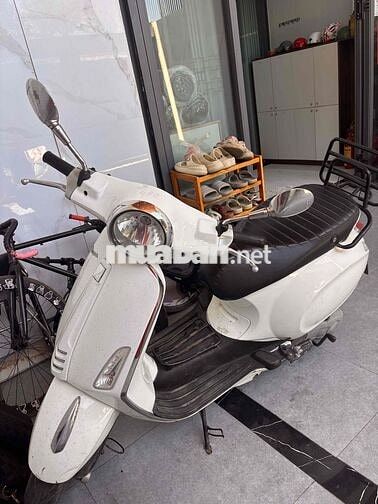 Piaggio Vespa 2016 Trắng Việt Nam
