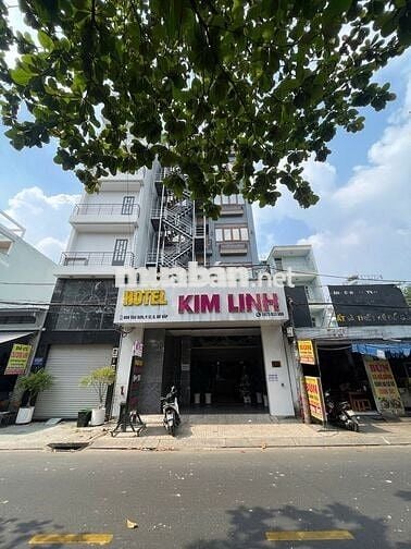 Tuyển buồng phòng khách sạn