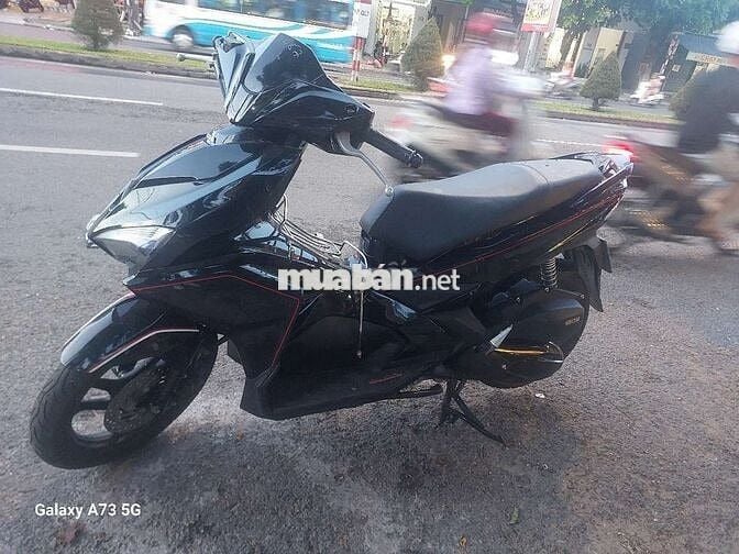 Air Blade Đen bóng có trả góp 