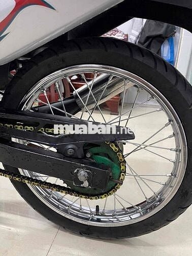 Suzuki Sipo 120 Bạc . máy cực kỳ êm giá 1x
