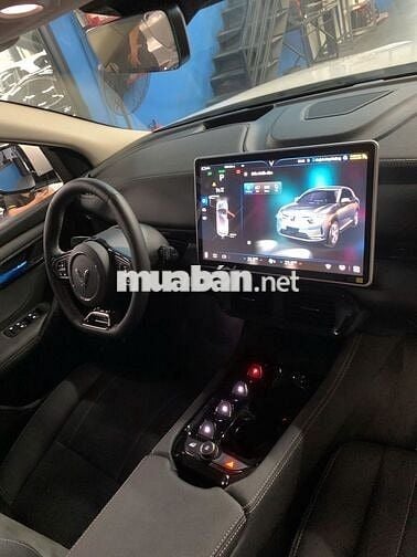 VinFast VF8 ECO AWD 2025 Trắng Điện 10km