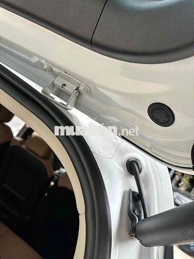 Kia Carnival Luxury 2.2D 2022 Trắng