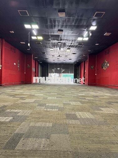 cho thuê mặt tiền kinh doanh, 320m2, sát Ng Thị Tú