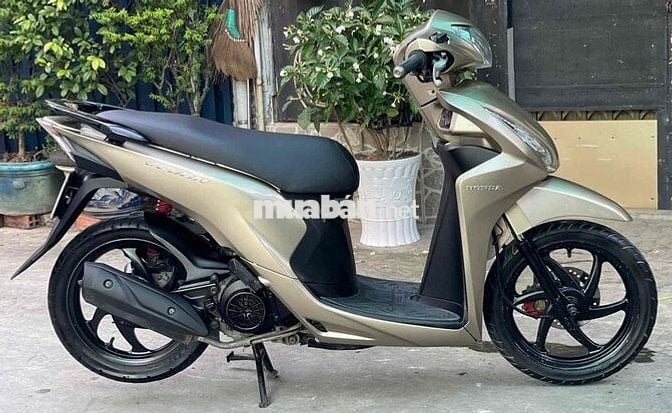 Honda Vision 2018 Vàng Cát(bs83)