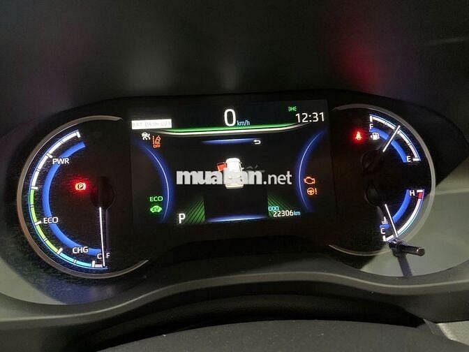 Toyota Innova Cross Hybrid 2025 Trắng