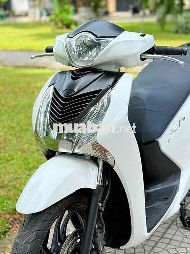 Honda SH 125 2016 Trắng, khoá smartkey