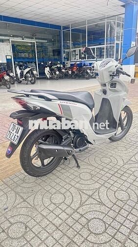 Honda Vision 2026 Thể thao Xám 2000 km