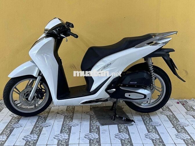 SH 160 2024 Trắng đen đời 2024 siêu mới 43AE-048.6