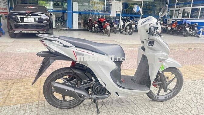 Honda Vision 2026 Thể thao Xám 2000 km