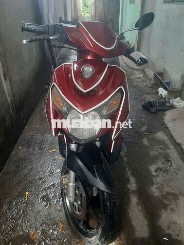 Yamaha Luvias 2025 màu Đỏ đã qua sử dụng